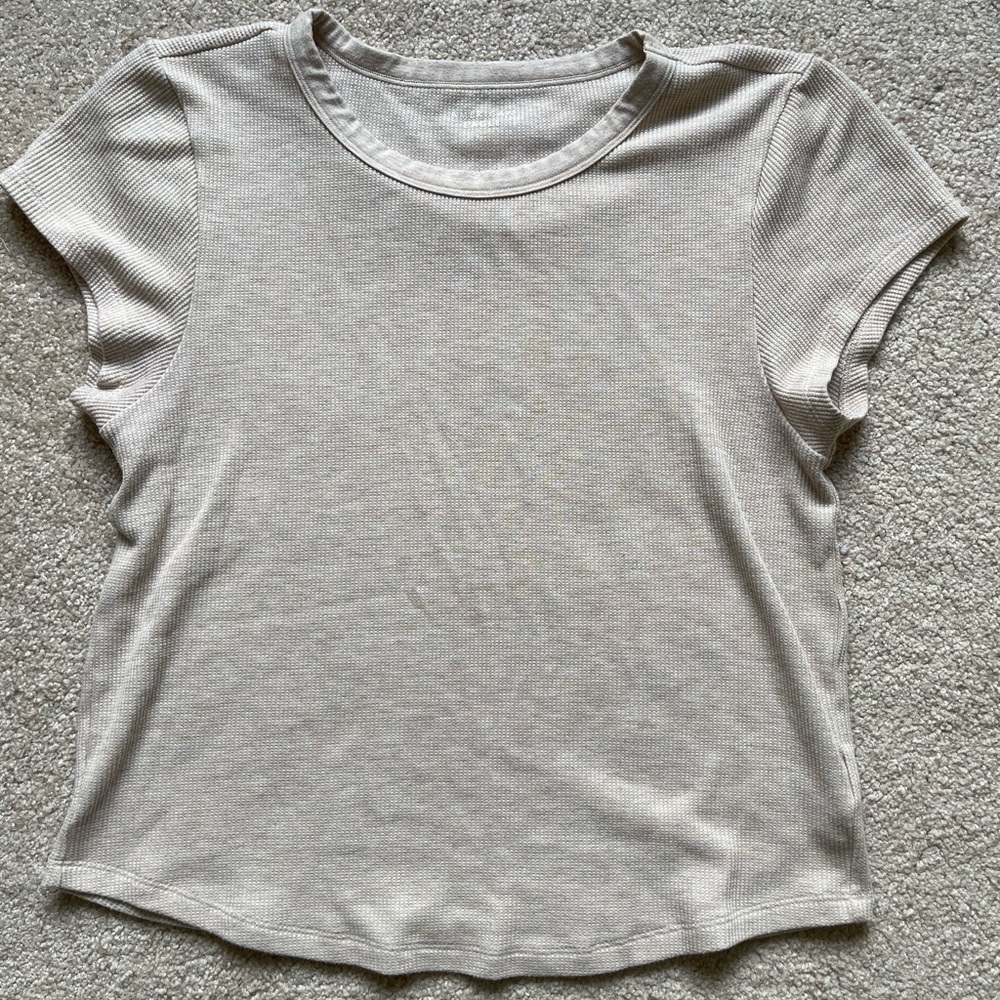 American Eagle Outfitters Light Beige Short Sleeve Top